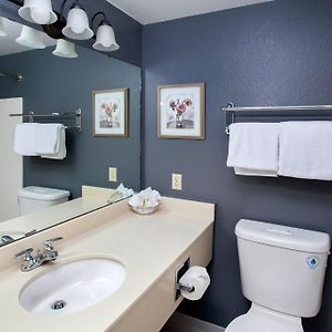 King Room Kitchenette